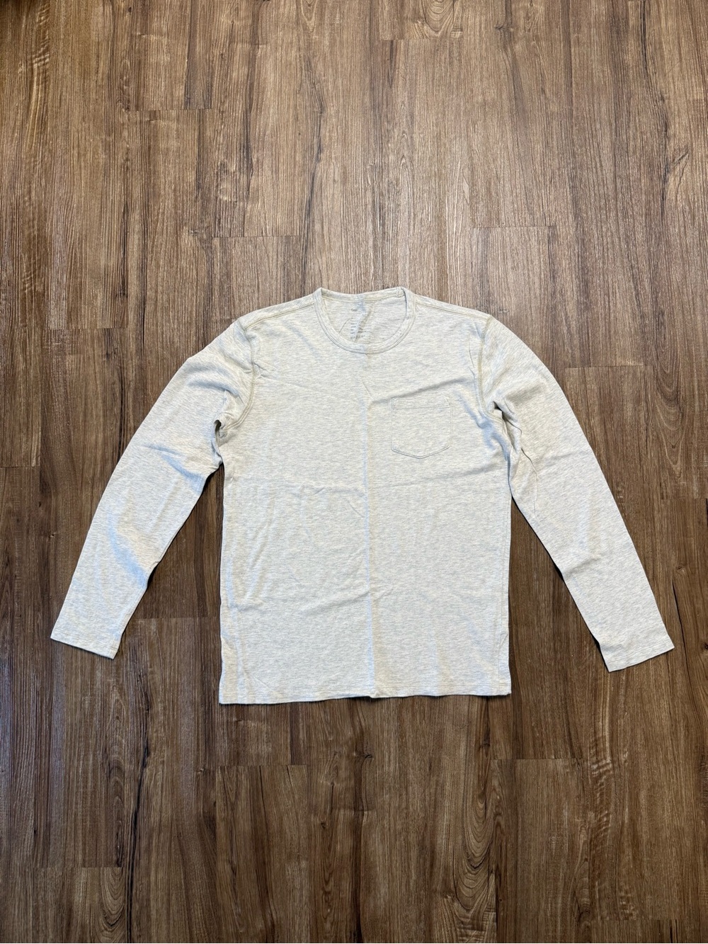 Gap Men's Long Sleeve Crew Neck Pocket Tee